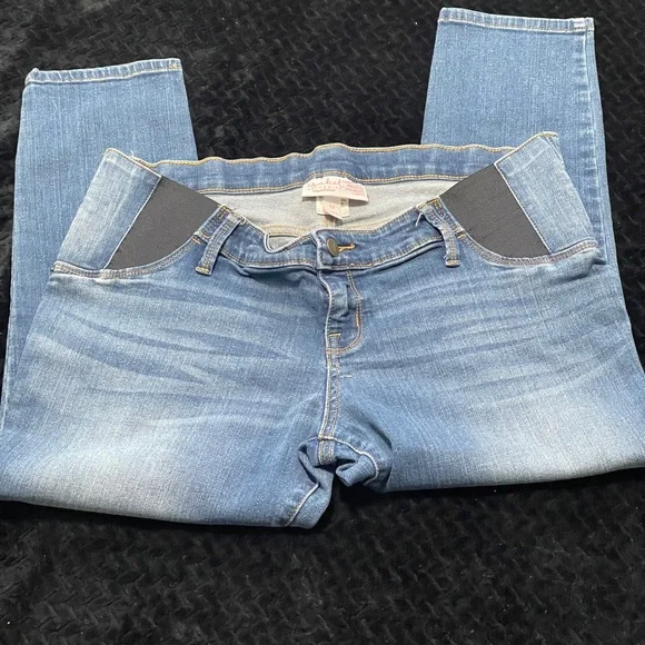 Ingrid & Isabel Maternity Skinny Crop Jeans 12 - Picture 5 of 7
